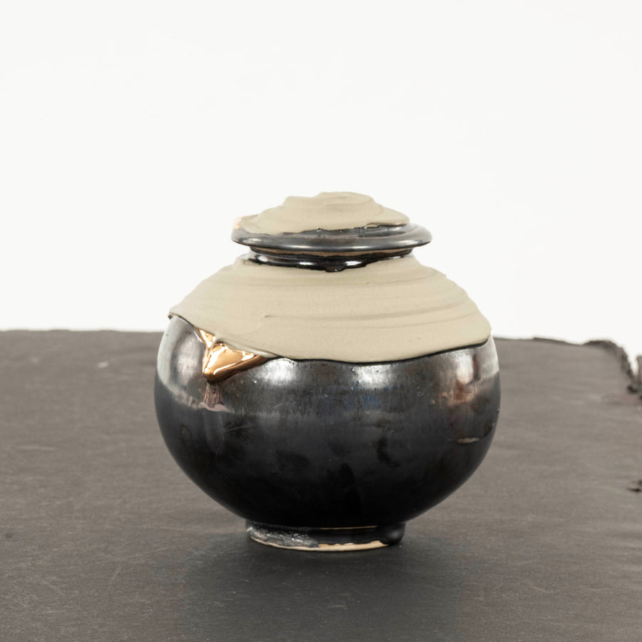 Lidded Noir Orb Vase Chase Gamblin