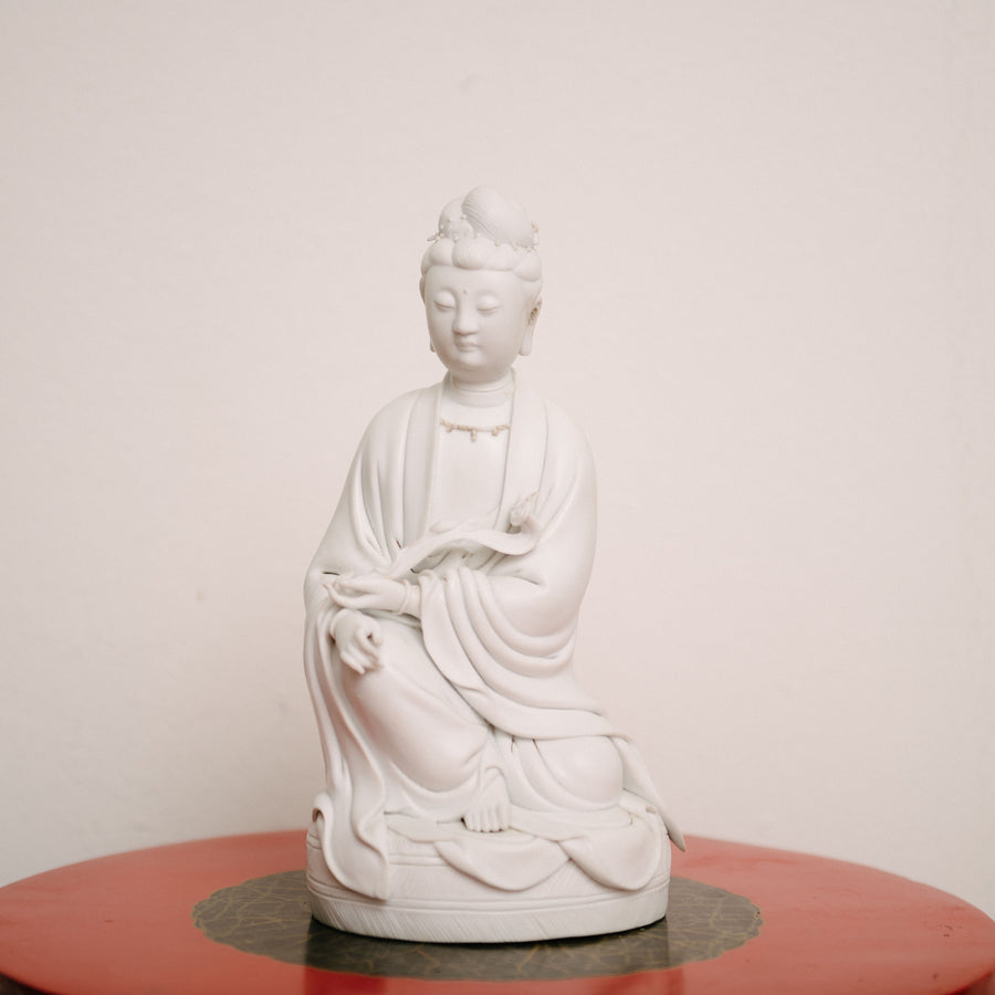 19th Century Blanc De Chine Goddess Of Mercy