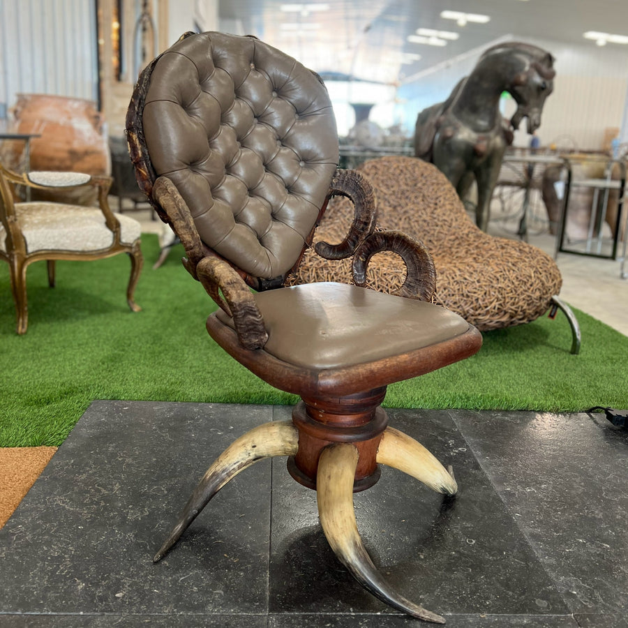 Continental Tortoise Shell Back Horn Chair