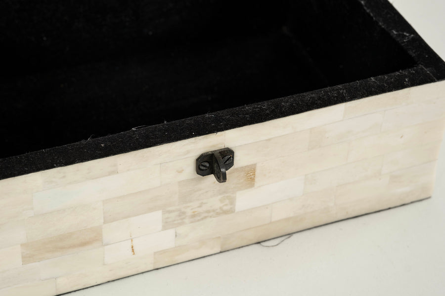 Moyen Tessellated Box