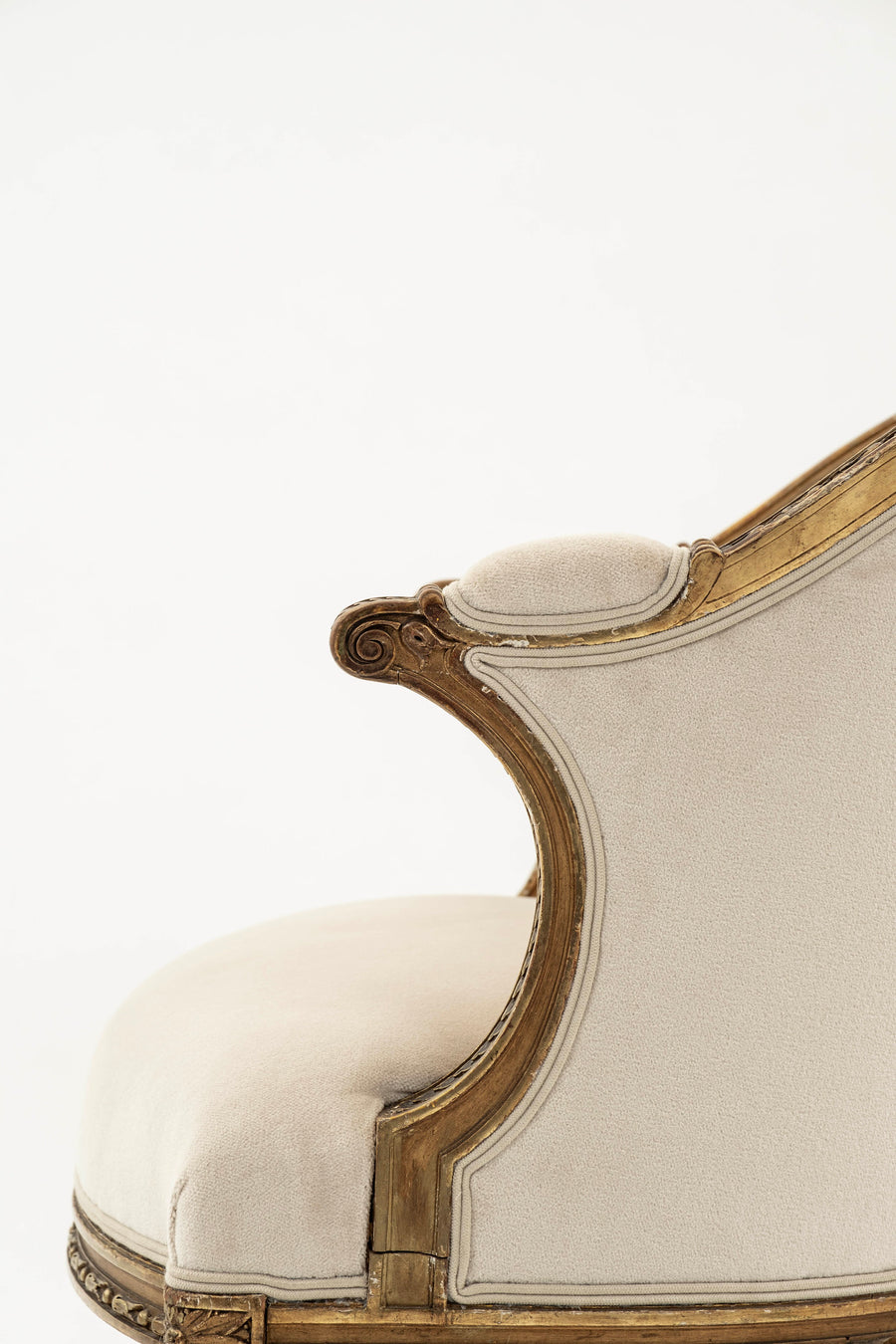 18th Century Louis XVI Giltwood Bergere