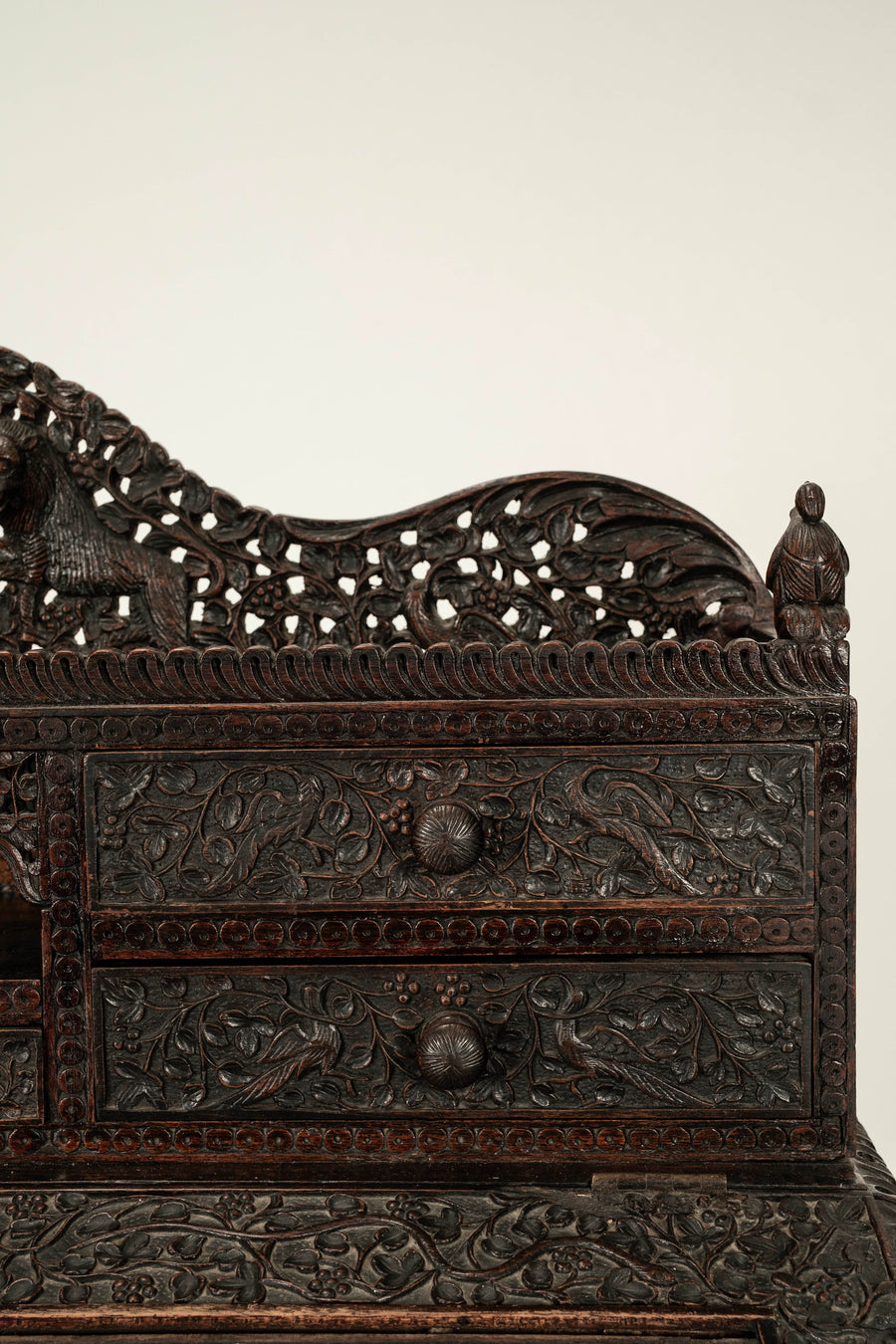 19th Century Anglo-Indian Rosewood Davenport Desk