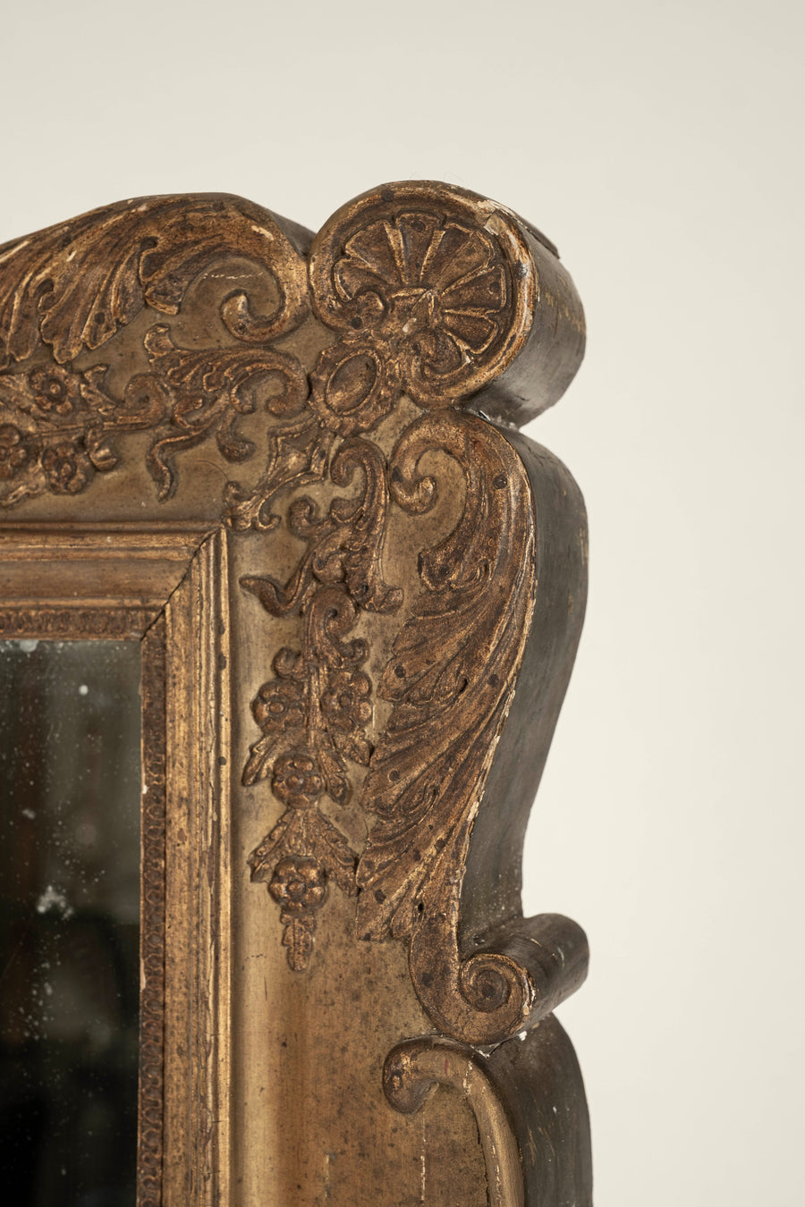 18th Century Louis XV Giltwood Mirror