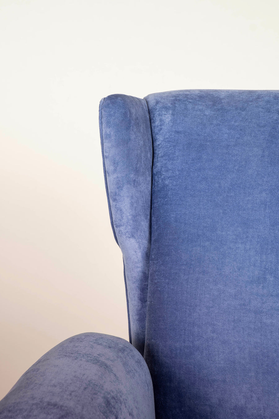 Italian Mid Century Modern Lounge Chair