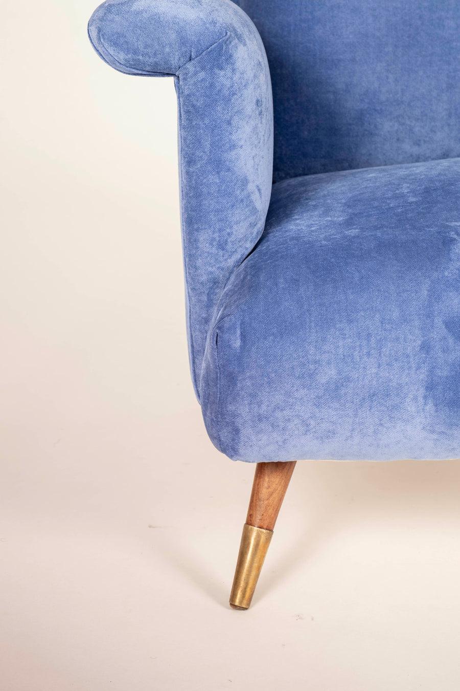 Italian Mid Century Modern Lounge Chair