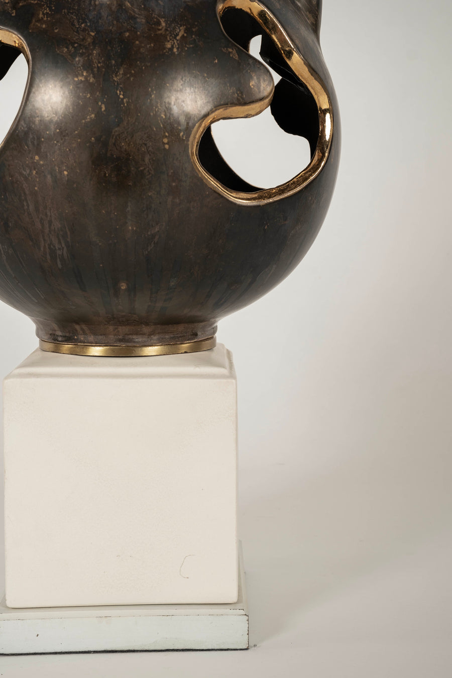 Black Gold Gilt Brutalist Pottery Table Lamp