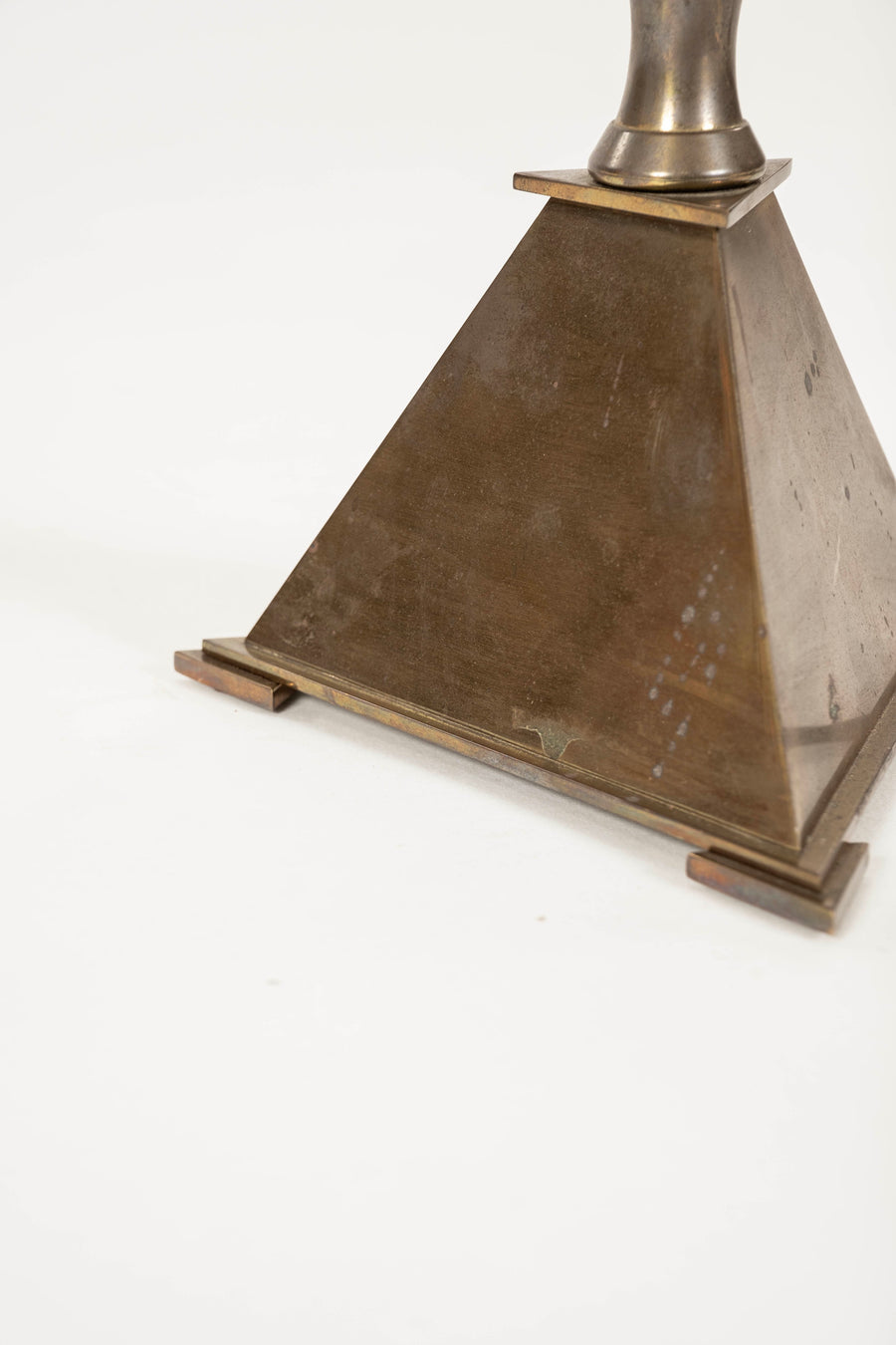 Brass Pyramidal Base Table Lamp