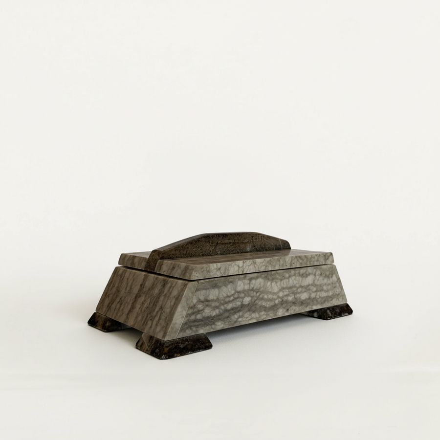 Monochromatic Marble Box