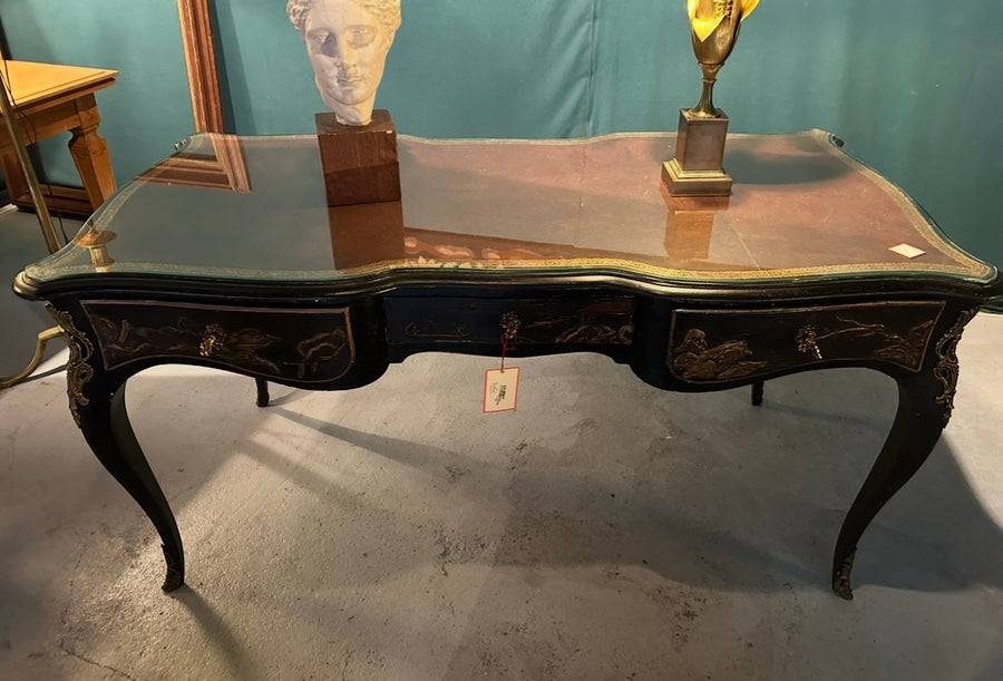 19th Century French Chinoiserie Louis XV Style  Bureau Plat