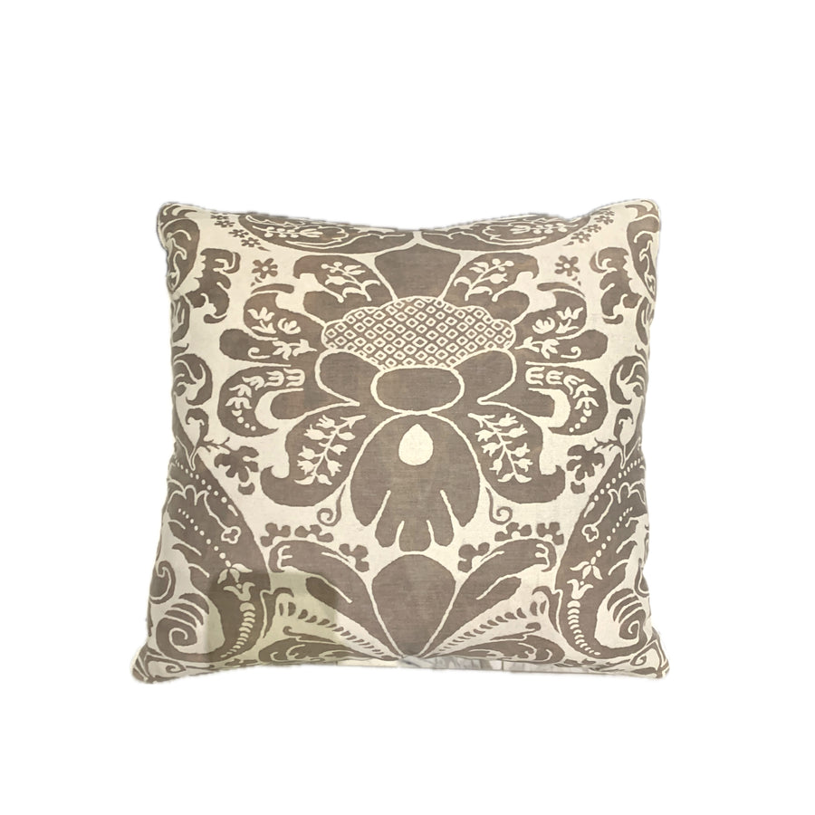 Pair Fortuny Caravaggio Pillows