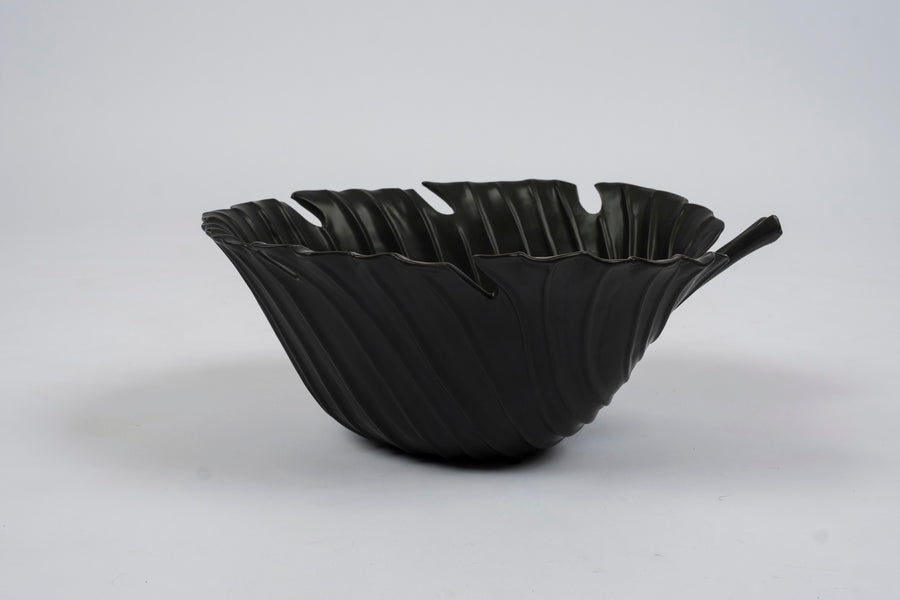 Black Porcelain Leaf Deep