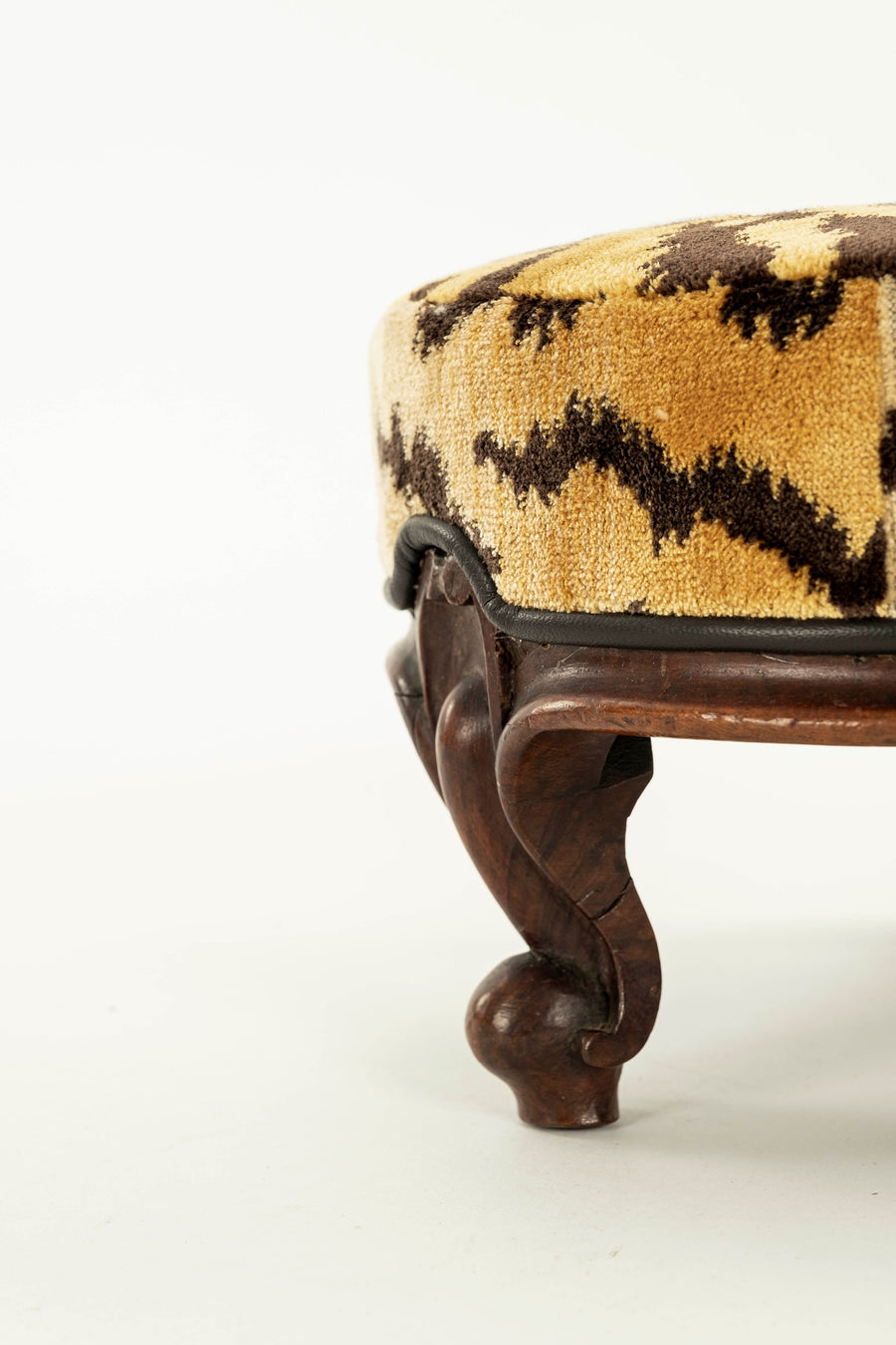 19th Century Louis XV Style Tigre Silk Velvet Round Footstool